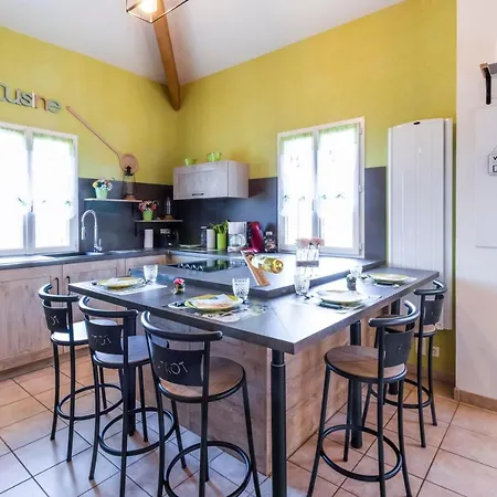 Apartament L'enea - Maison Avec Piscine Partagee *